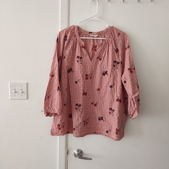 Denver Hayes Tops - Denver Hayes Pink Blouse with V-Neck and 3/4 Sleeves